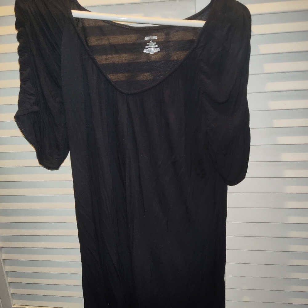 Jennifer Lopez women's top
